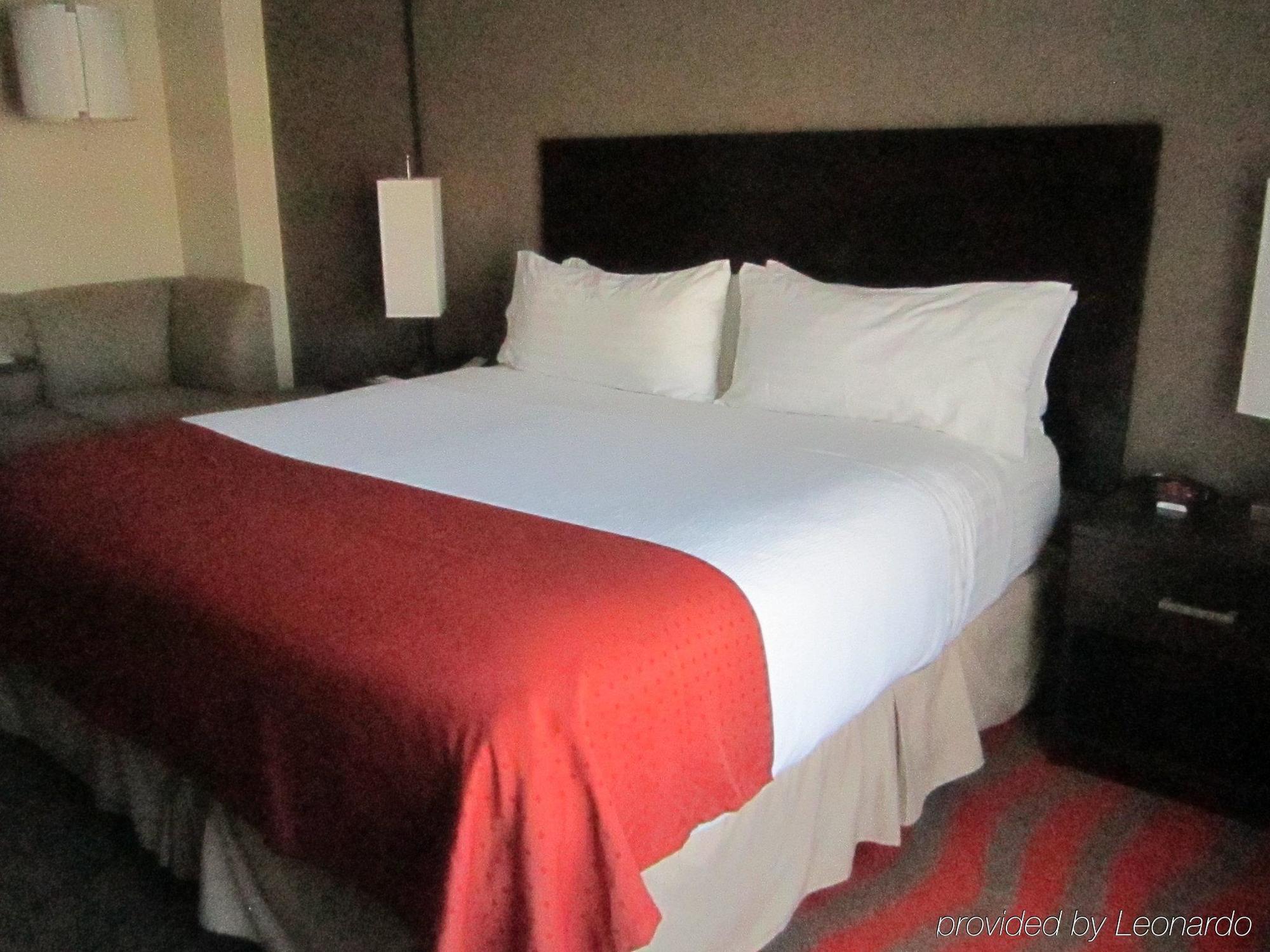 Hotel Downtown By Ihg