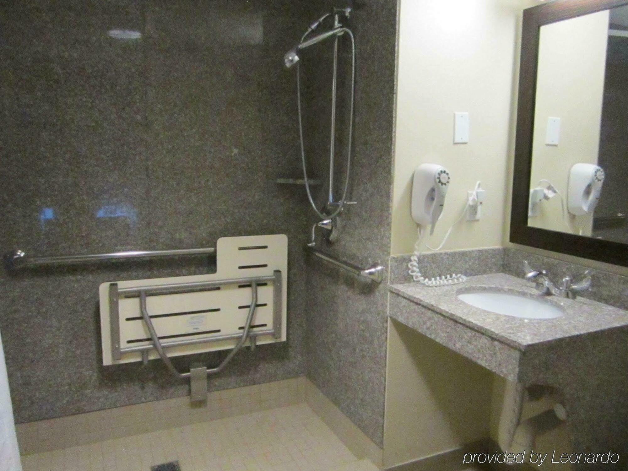 Hotel Downtown By Ihg